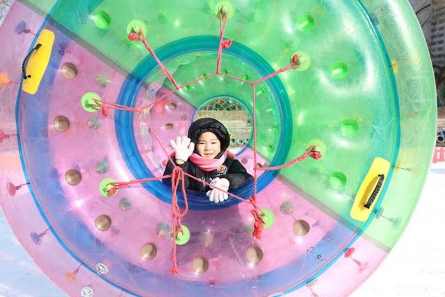 80米超长冰滑梯又双叒来啦！还有企鹅巡游