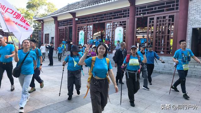 穿越万绿湖大型徒步