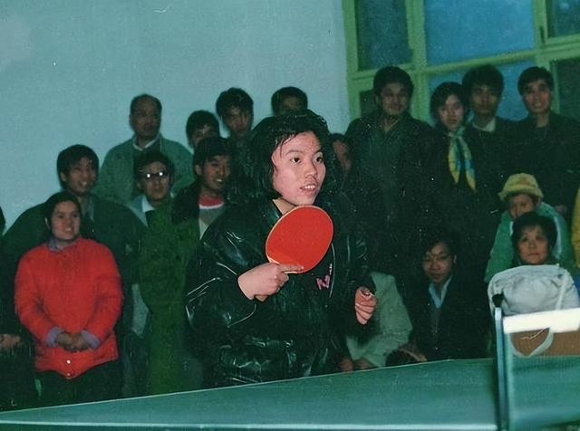 涉贪腐被带走、败光20亿	、移民改国籍，邓亚萍身上的谣言太离谱