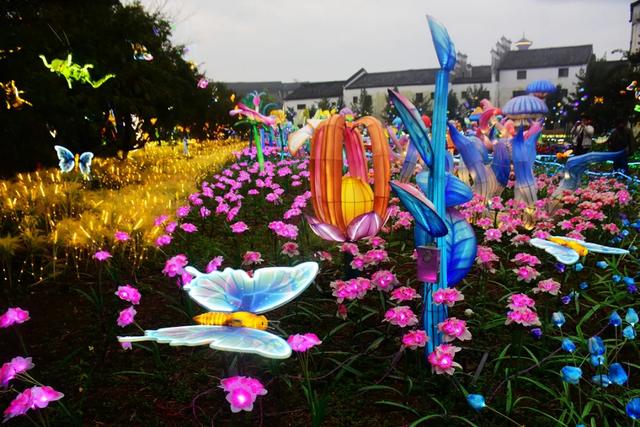 桂林：首届非遗千灯游园，光影艺术璀璨盛宴！