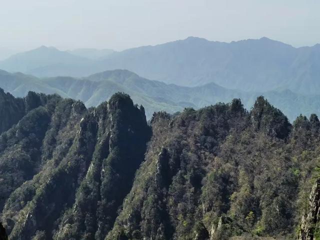 “天下无双圣境,世界第一仙山”的河南洛阳老君山