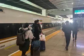 十年京津冀 | 京津城际铁路：“公交化”运营助力双城生活图片