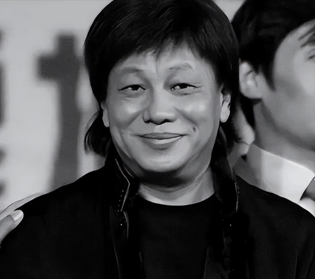 陈光标怒撕遮羞布：梁小龙哪里是病死	，分明是被折腾死的！