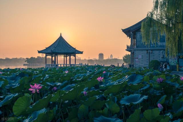 深化 “大济南文化旅游圈” 建设：策略与路径