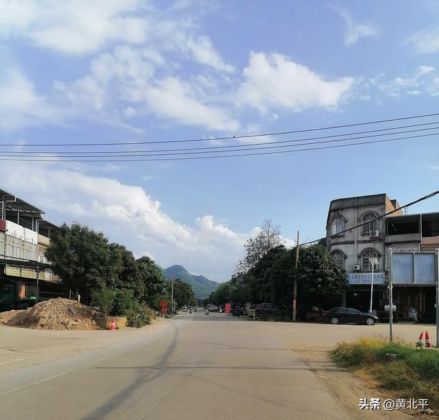 广西崇左市大新县与龙州县接壤的小乡，太平土官起名现并入雷平镇
