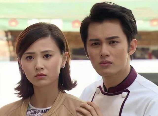 恭喜！TVB知名男星毫无预警宣布结婚，自曝对富贵女友一见钟情