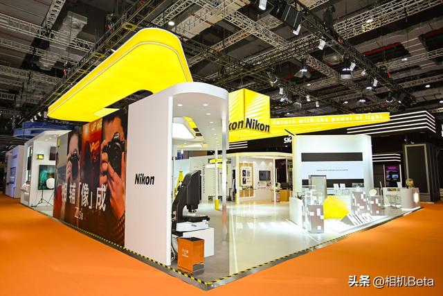 2025进博会：尼康光学匠心演绎“生活中的尼康”