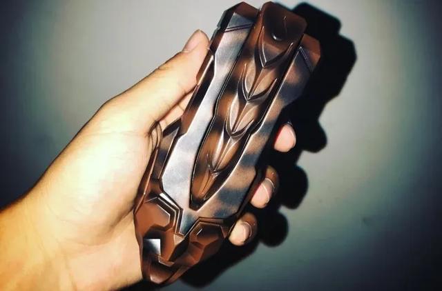 你相信光吗——奥特曼家族大全集