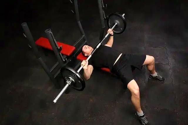 学医后才明白，增强骨密度最好的运动，不是散步游泳，而是这个