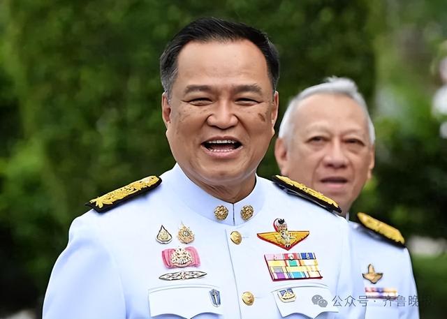 伤亡上百人	，泰国发现不对劲，柬埔寨犹如神助，第三方势力上场？