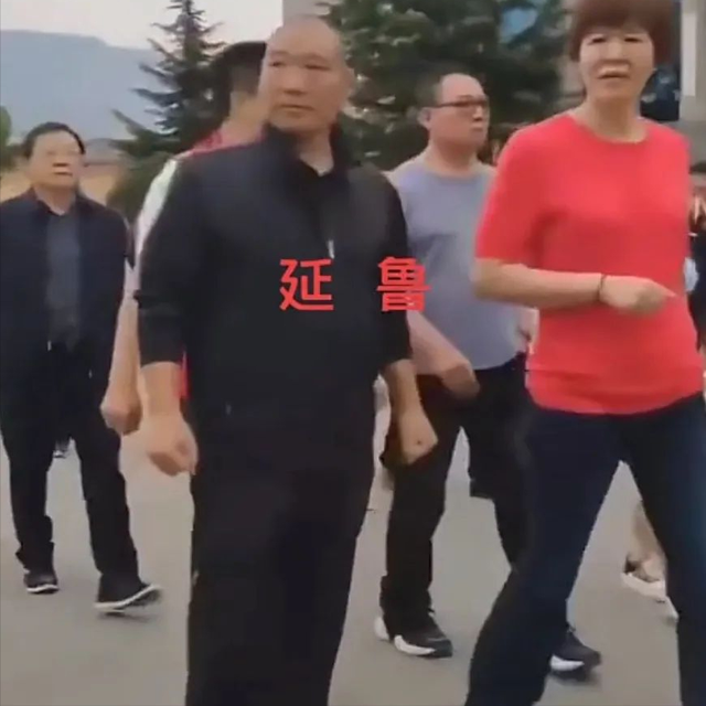 拔出萝卜带出泥！释永信下马，举报人被扒惊天丑闻，难怪会被开除