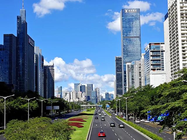 深圳，全国空气质量最好的特超大城市，从天空到地面都是风景