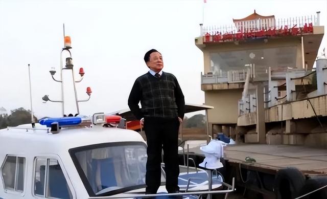 包养多名个情妇，生下11个私生子，75岁还在拼命生娃!他是谁？