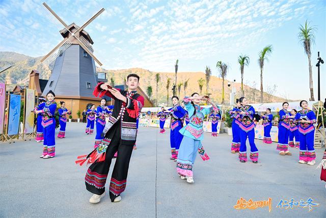 锦绣天府·安逸四川｜今冬，四川邀你享受“冰火两重天”