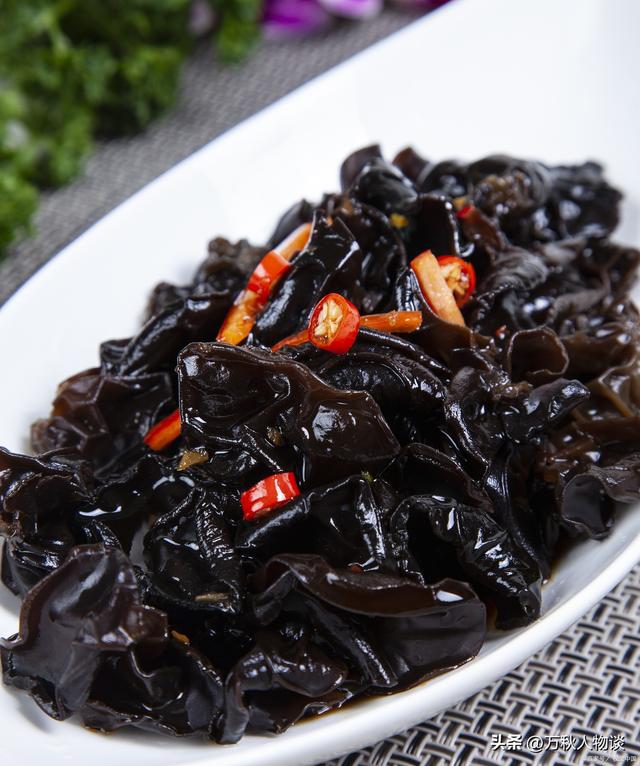 央视曝光！你以为没坏实际早已“细菌爆表”的5种食物，赶紧扔了