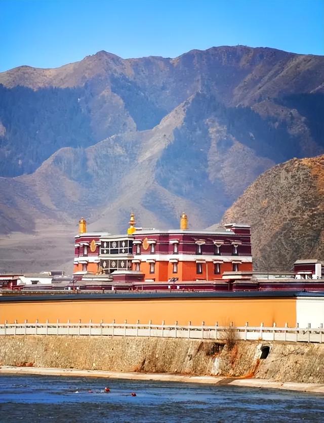 甘南金秋摄影休闲旅行全攻略，邂逅最绚丽的藏地秋天