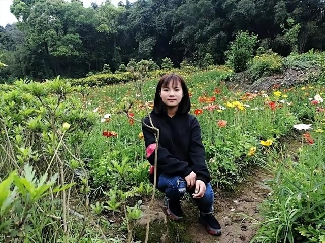 我，老挝姑娘，未婚先孕嫁大12岁四川农村人，天天务农却很开心
