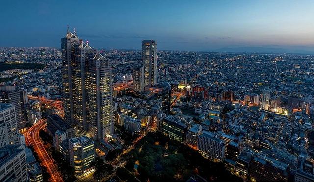 2025新宿车站转车攻略:路线、出口、转乘方式、周边景点总整理