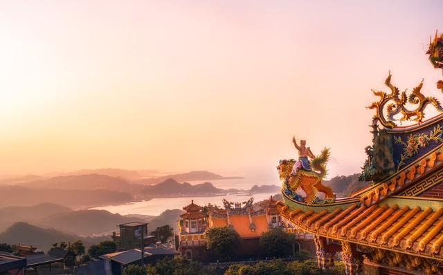 登五台山黛螺顶