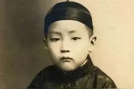 中国最牌面的婴儿，出生时军队保护产房，国家鸣13响礼炮为他庆生图片