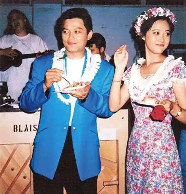 她是央视认证的大歌唱家，嫁大30岁二婚老头，如今周游世界很幸福