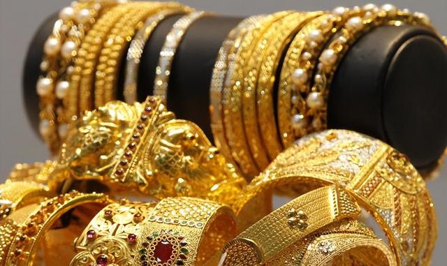 “黄金税”来了，黄金市场要变天？最新税改背后释放了什么信号？