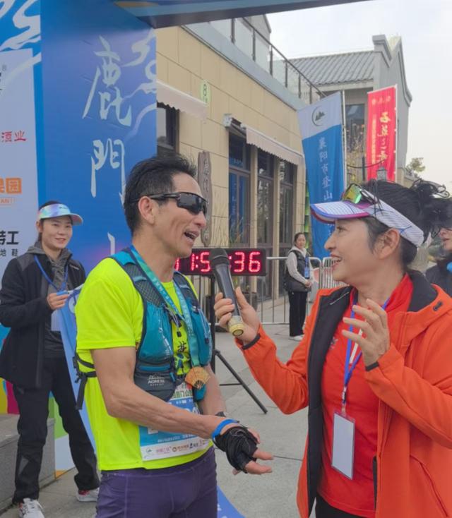 2025鹿门山登山挑战赛启幕 1536名越野爱好者用脚步丈量诗韵鹿门