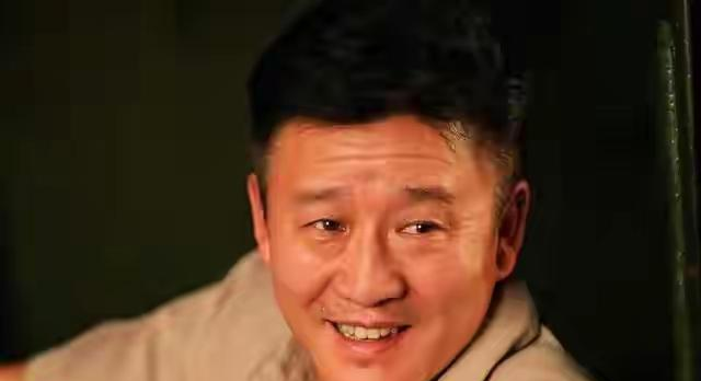 天！看《足迹》预告破防，老楼藏着几代人故事