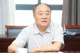 68岁许崇信被查图片