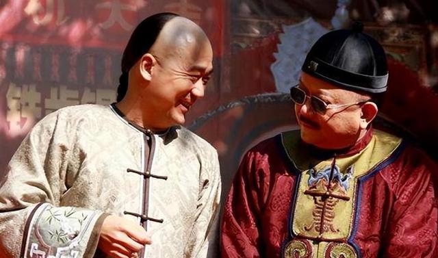 野史：乾隆说上联：鼠无大小皆称老，纪晓岚对出下联	，堪称经典