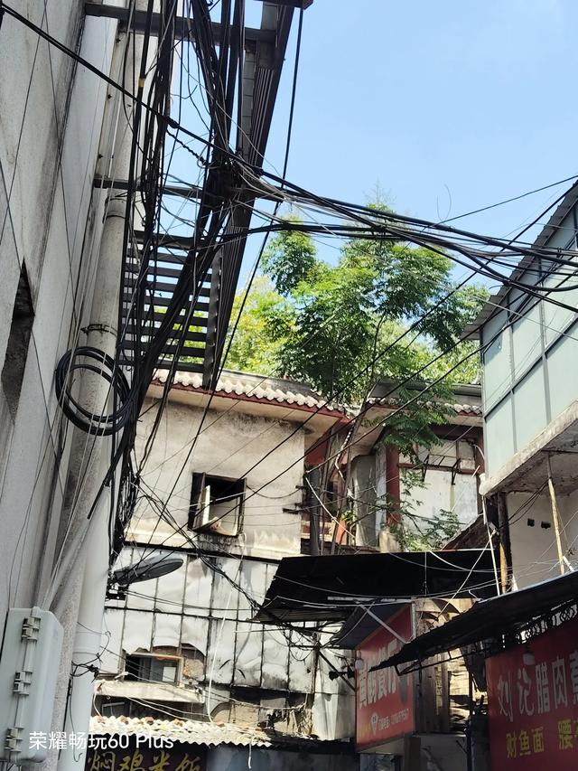 武汉是个大县城并非完全不实