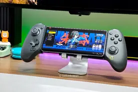 我愿称之为游戏手柄天花板，盖世小鸡G8+射手座上手体验图片