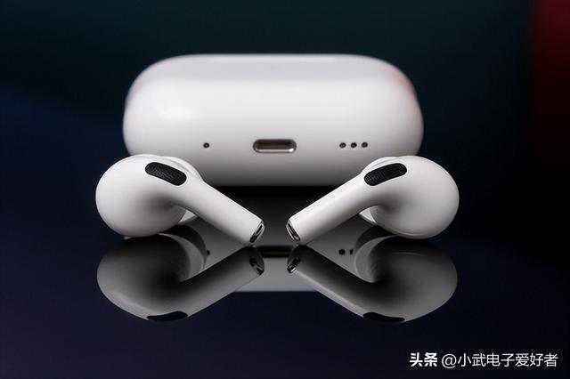AirPods 要上实时翻译！以后出国砍价再也不怕被坑了