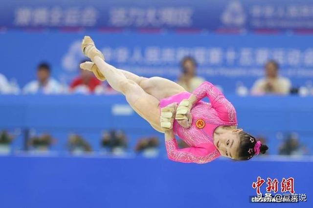 年仅15岁！独揽5金2银惊艳全运赛场，中国又一天才美少女横空出世