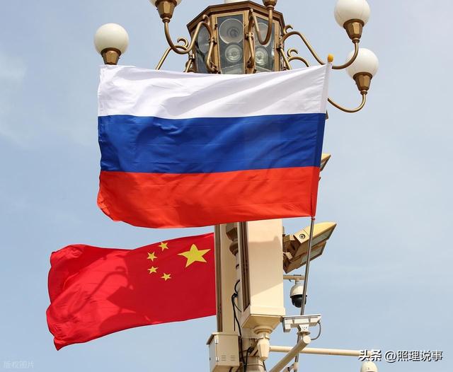 普京见特朗普前，先给北京打来电话，美国联俄抗中政策彻底失败