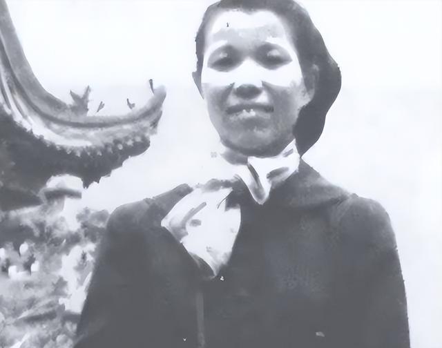 1975年李富春病逝，追悼会上独生女未出现，知情者称：蔡畅不许