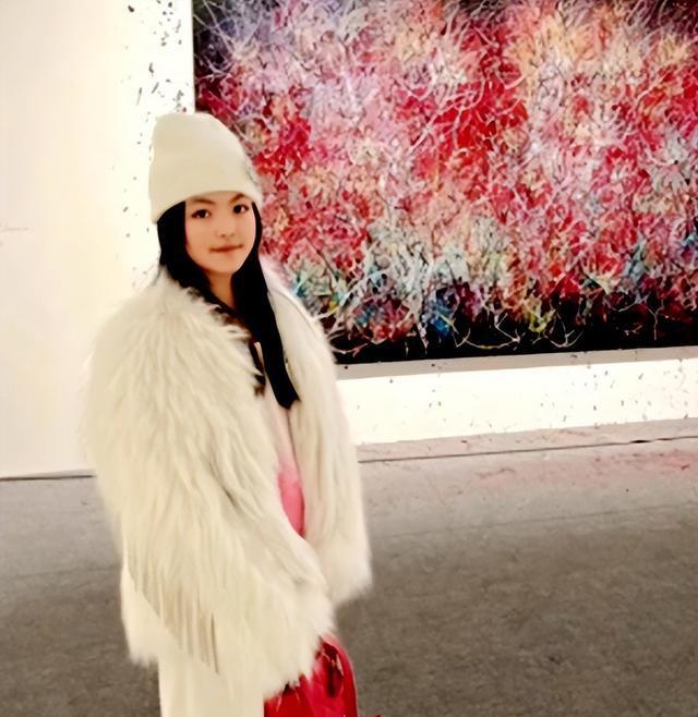 李湘也没料到，频繁进出高端场所的女儿王诗龄，已成为她最大底气