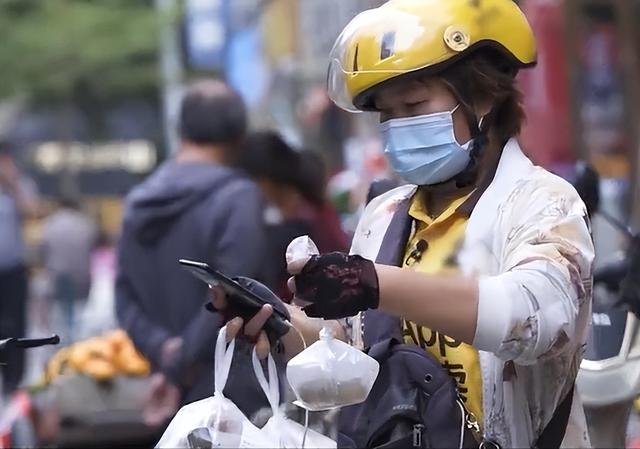 从51万到70万, 女外卖骑手暴增！送外卖的她，明天可能是女老板？