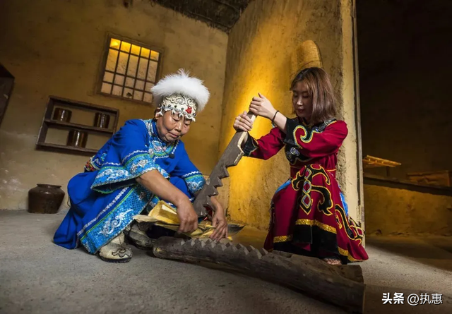 黑龙江同江：一袭鱼皮衣“游”出边境小城文旅新路径