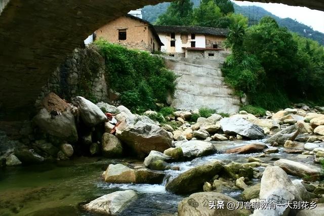 魅力麻城：麻城两大水系八大支流，阎家河最长，木子店河最宽