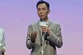 47岁刘烨暴瘦脱相！1.86米男神憔悴现身，粉丝担忧健康亮红灯图片