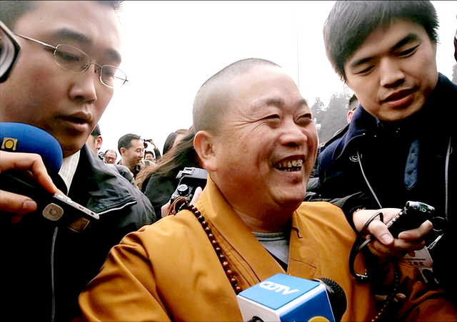 释永信倒台后，最大怨种现身！花5000万买的天价字画现200没人收