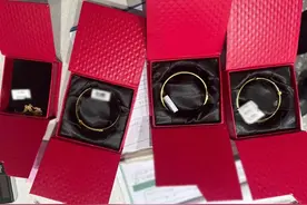 第一次10万，第二次20万！杭州一女子狂买黄金，商家报警图片