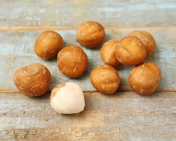 曾几乎绝迹！山东农户11岁时发现1棵幼苗，花34年让它走出绝境