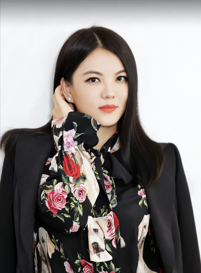 王岳伦也没想到，李湘捧在手心的女儿王诗龄，竟给她惹了个大麻烦