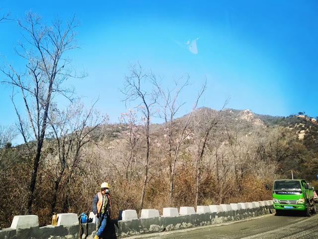 无需去公园，请随着我进山看风景吧