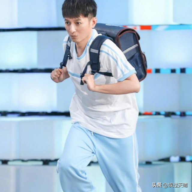 从主持人到“精神病”，48岁的李维嘉消失多年，近况再出令人唏嘘
