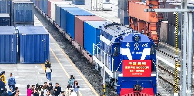 波兰放行中欧班列后不服气？直接对中国图穷匕见，提出一个新要求