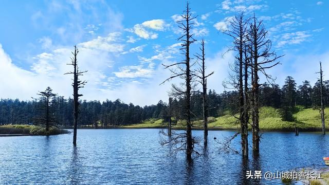 四川山区藏着的宝藏县，头牌景点体验感比峨眉山好，正在建设机场