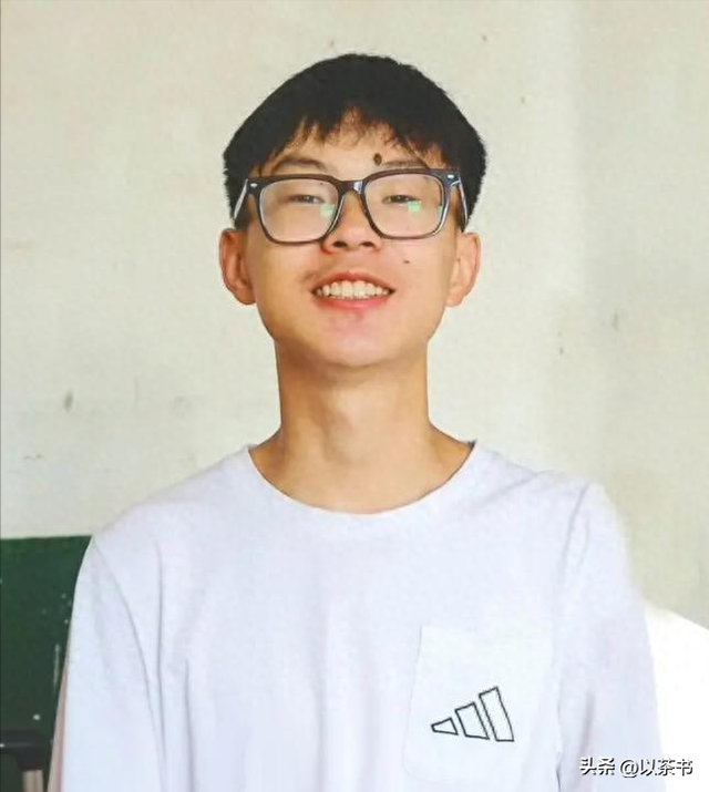 残疾的爹智障的妈，周糠顺考出642分优异成绩，恶心的一幕出现了